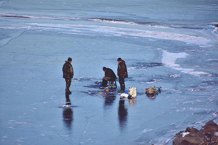 United Kigdom - ice fishing gambling game